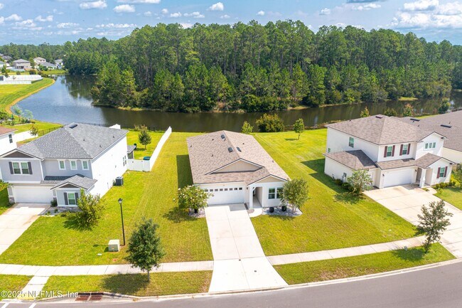 Foto del edificio - 4556 Pine Ridge Pkwy