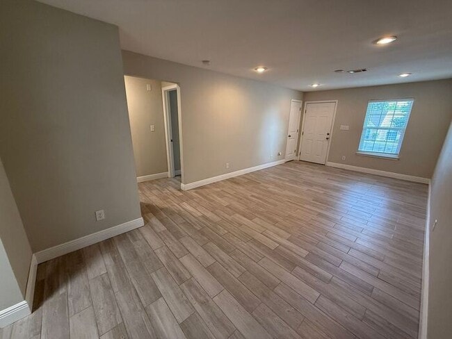 Building Photo - Gulf Breeze - Santa Rosa Shores - 2 bedroom, 1 bathroom