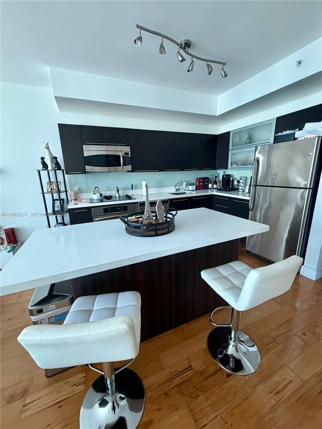 Foto del edificio - 90 SW 3rd St