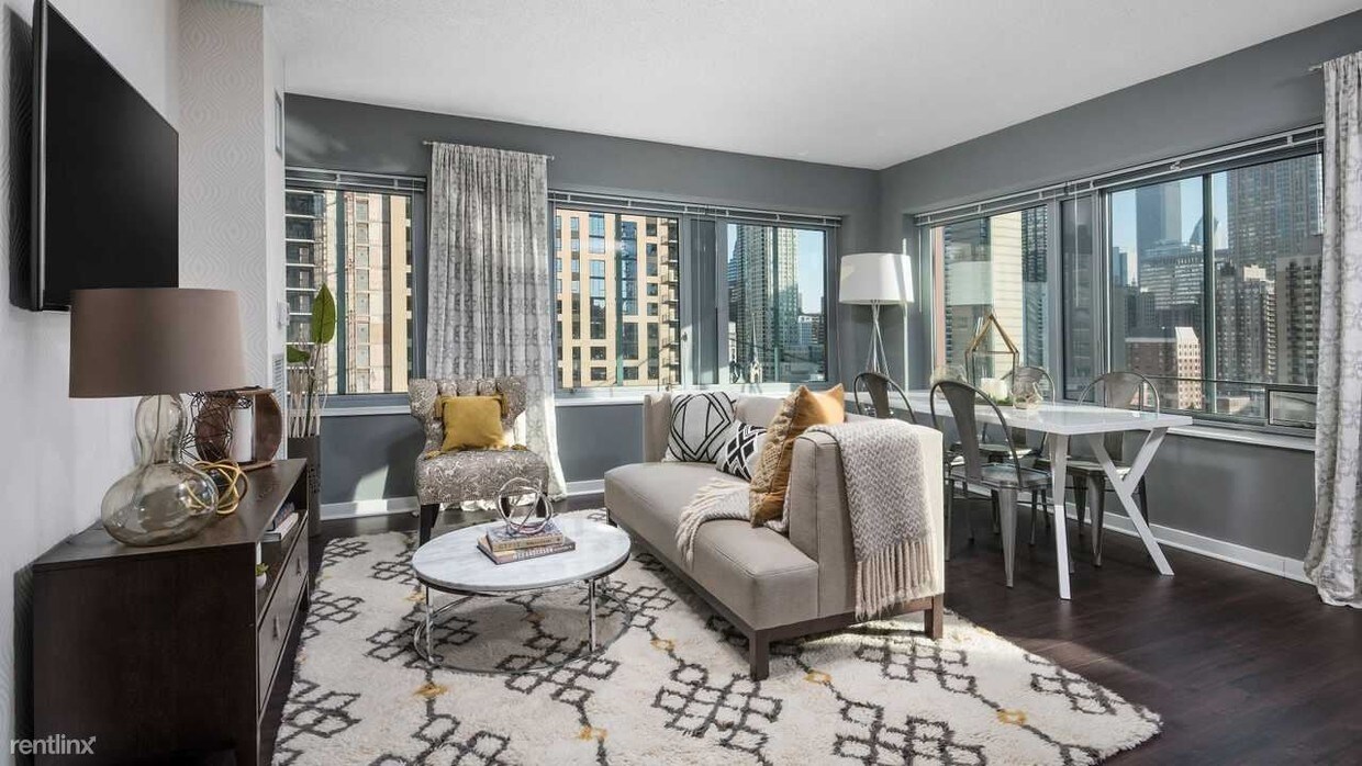 Foto principal - 1 br, 1 bath Condo - 28 W Chestnut St 1002