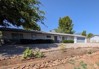 Building Photo - 109 Spur Dr