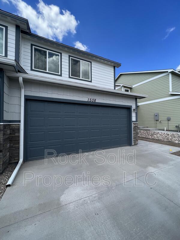 Building Photo - 1508 Danny Pl