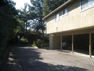 Foto del edificio - 932 Weldwood Ct