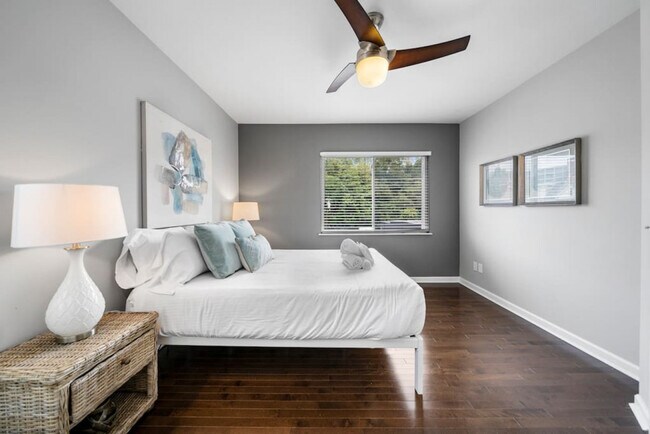 Foto del edificio - 2201 Reading Rd