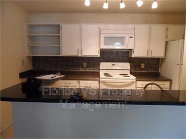 Building Photo - 4225 Thornbriar Ln