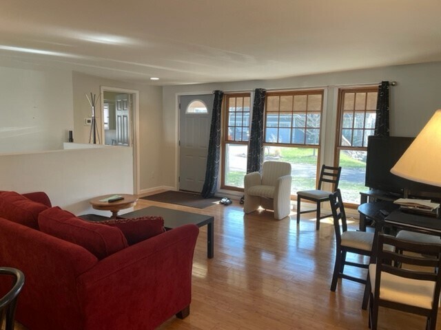 Foto del edificio - 1485 Evergreen Ln N