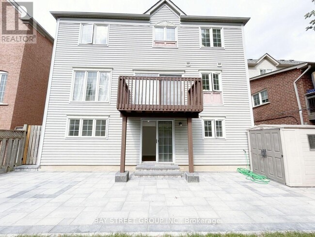 Building Photo - 17 Bradbury Crescent