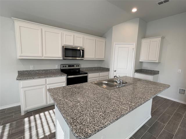 Foto del edificio - 5748 Brookville Dr