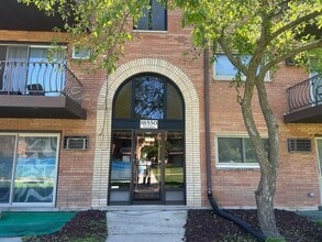Building Photo - 18550 Torrence Ave