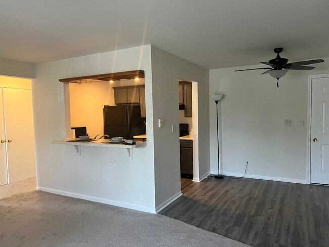 Building Photo - 1303 Cunat Ct