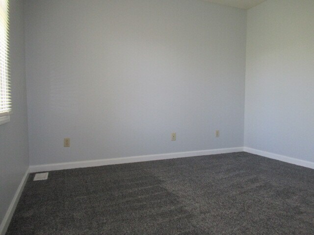 Foto del edificio - 2630 Forest View Rd