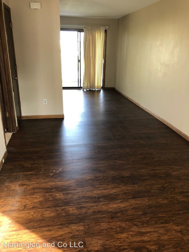 Foto del edificio - 1360 Applewood Ln