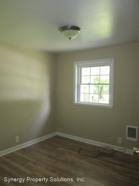Building Photo - 3 br, 1 bath House - 2371 Peterson Rd.