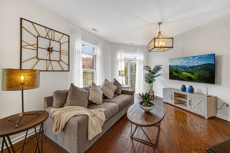 Photo - 1407 S Halsted St (Chicago, IL)