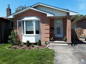 Building Photo - 158 Olympic Crescent