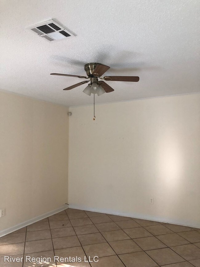 Building Photo - 3 br, 1 bath House - 4352 Richardson Road