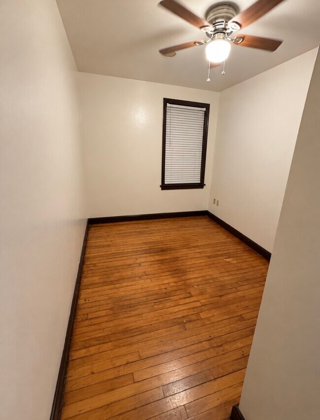 Foto del edificio - 2512A N 35th St