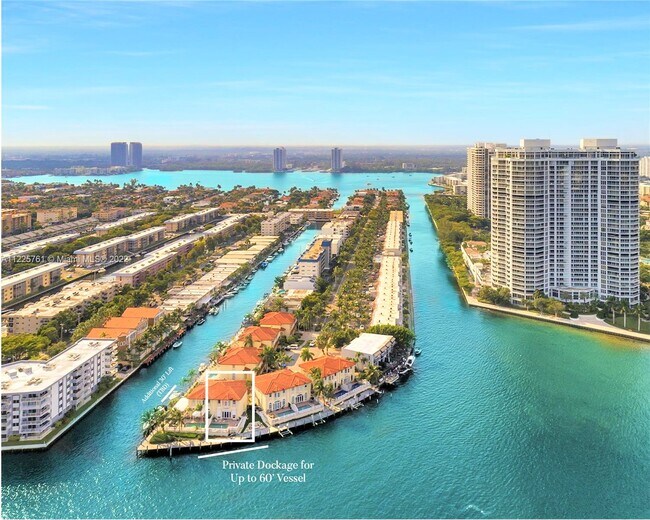 Building Photo - 3972 NE 171st St