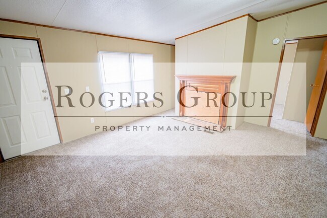 Foto del edificio - 8188 Charlie Stovall Rd