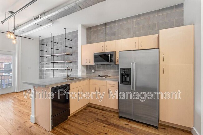 Foto del edificio - 3205 N Davidson St