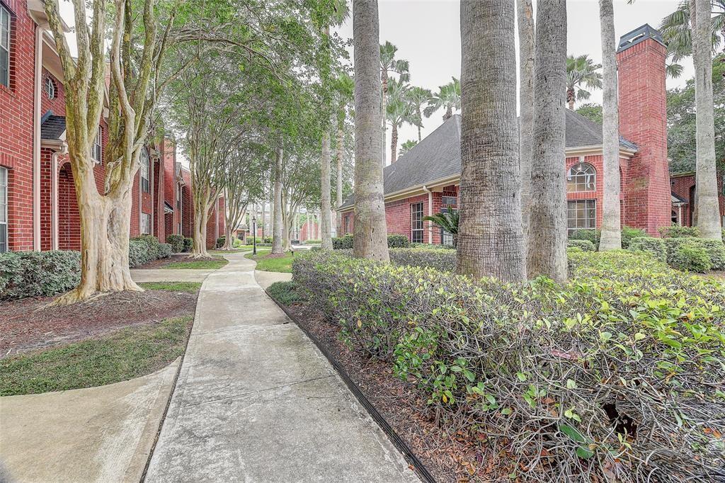 2380 Bering Dr Unit 2362E, Houston, TX 77057 Condo for Rent in Houston, TX