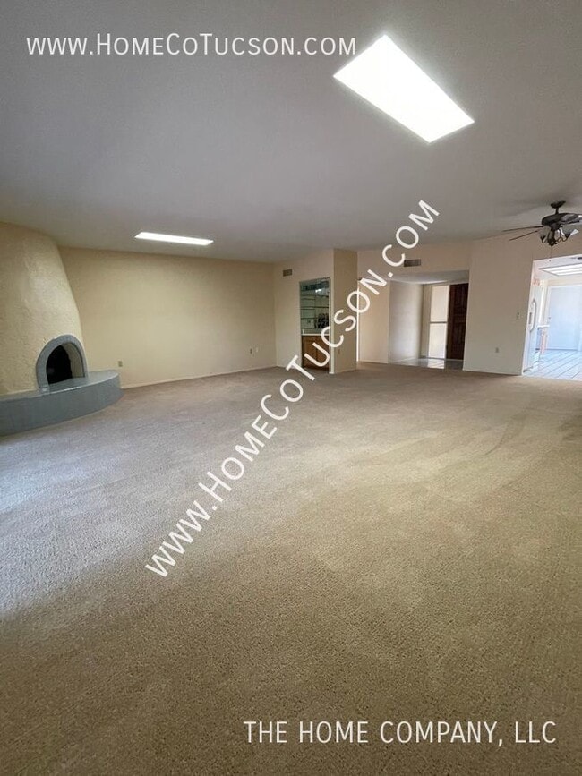Building Photo - 55+ or older NW Community  Myrtlewood Lane...