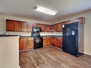 Foto del edificio - 1031 Briar Rose Ln