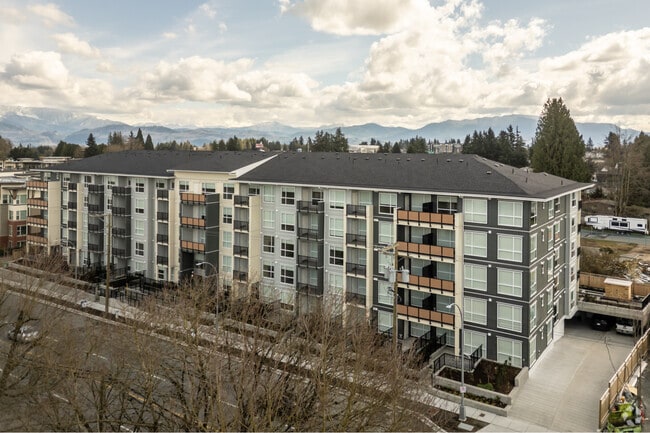 Building Photo - Phoenix Heights