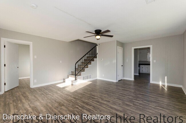 Building Photo - 4 br, 2 bath House - 2920 N Irving