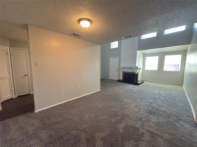 Foto del edificio - 9696 Walnut St