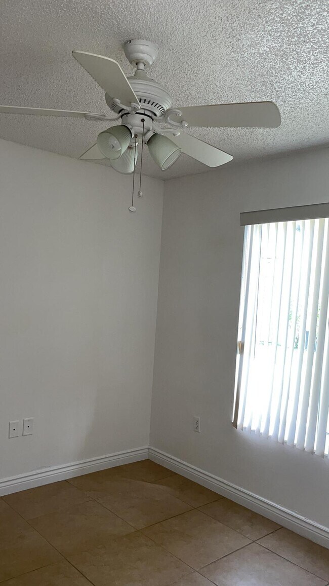 Photo - 6740 NW 175th Ln (Hialeah, FL) Townhome