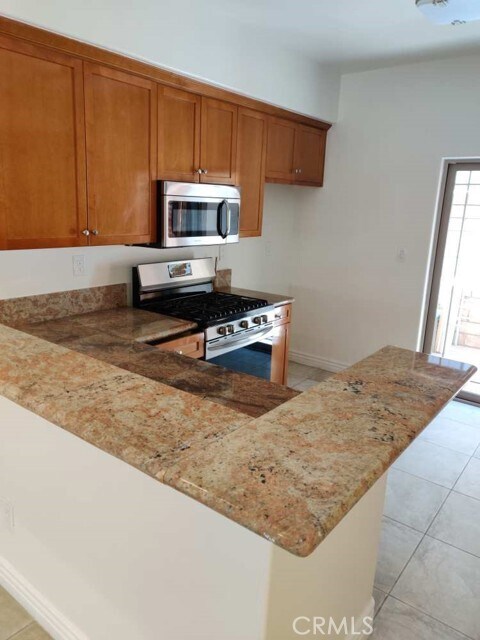 Foto del edificio - 10220 Samoa Ave