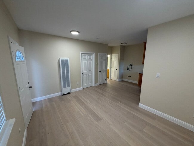 Photo - 985 Williams St Apartment