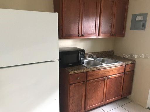 Foto del edificio - 1038 W Jefferson St