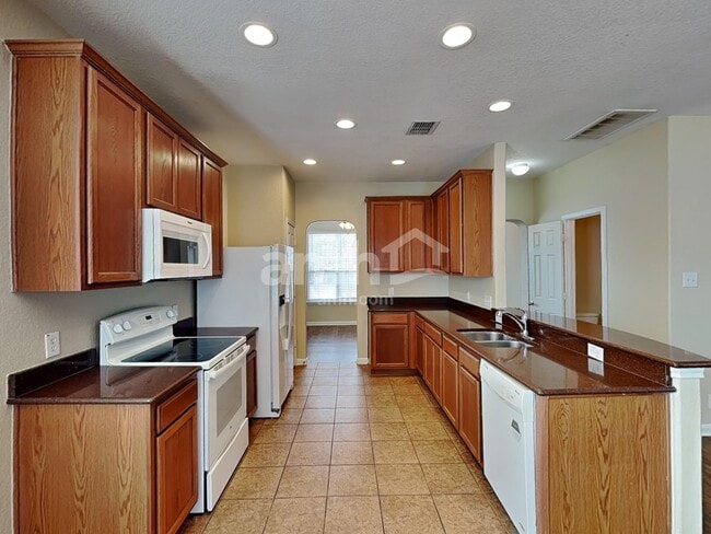 Building Photo - 13903 Bella Donna