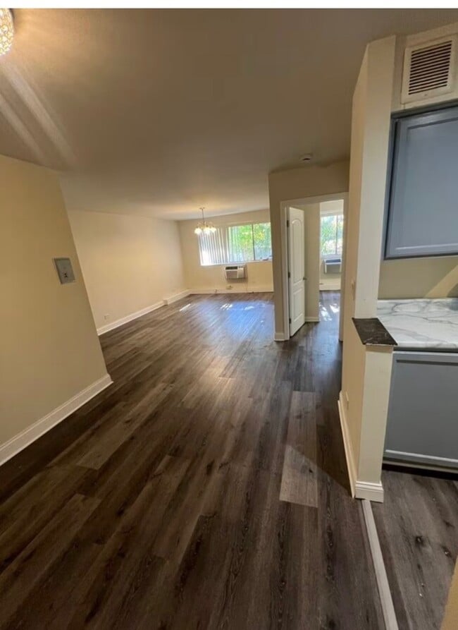 Foto del edificio - 1471 N Winslowe Dr