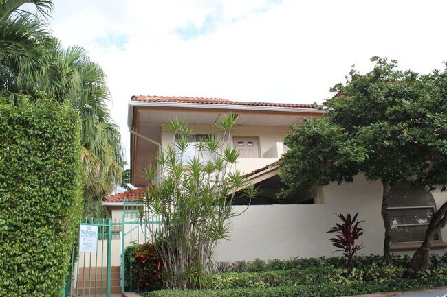 Building Photo - 1100 Village Blvd