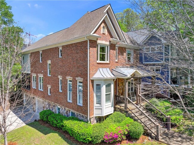 Building Photo - 306 Peachtree Ave NE