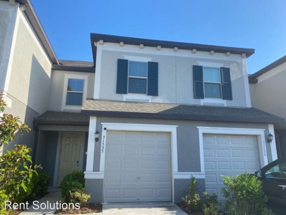Primary Photo - 3 br, 2.5 bath House - 31535 Blue Passing ...