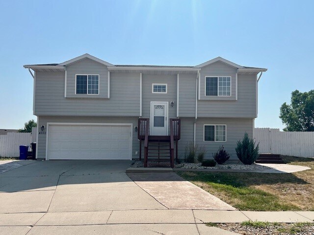 Primary Photo - 4332 Milehigh Ave