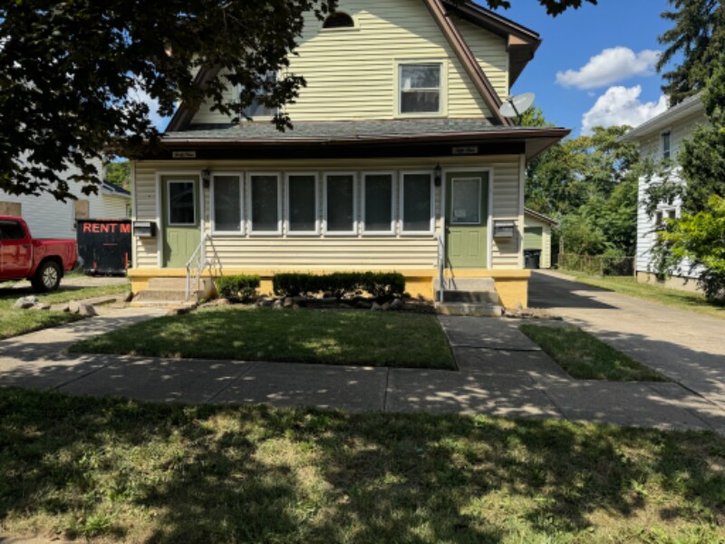 Primary Photo - 49 Knecht Dr