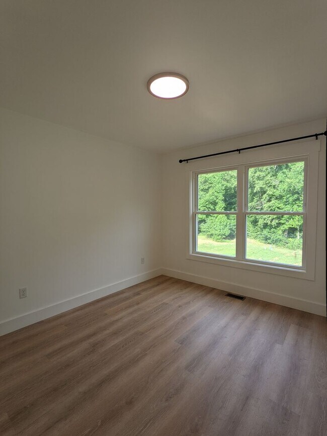 Foto del edificio - Black Mountain Rental!