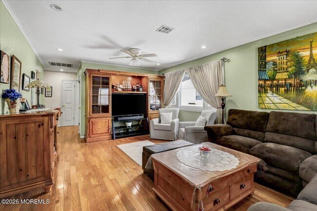 Foto del edificio - 53 Chesterfield Ln