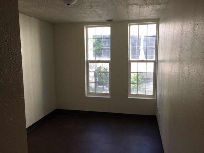 Bedroom 3 - 110 2nd St SE