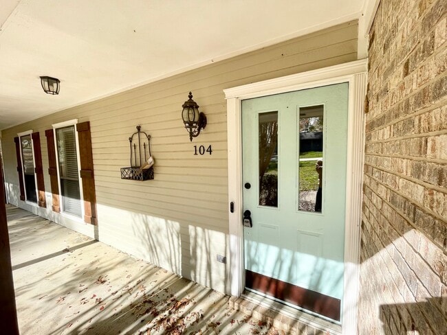 Building Photo - 3/2 for Rent in 39042 Brandon!