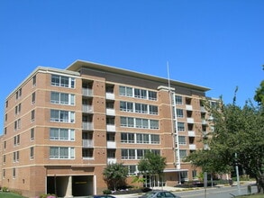 Building Photo - 350 G St SW