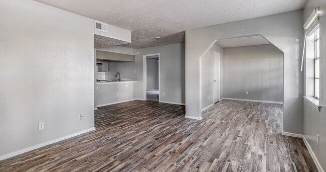 Foto del edificio - Hawke Apartment Homes