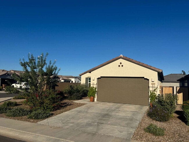 Foto del edificio - 32067 N Wayne Ln