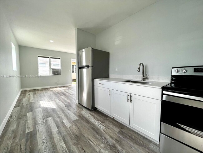 Photo - 830 NW 7th St Apartment