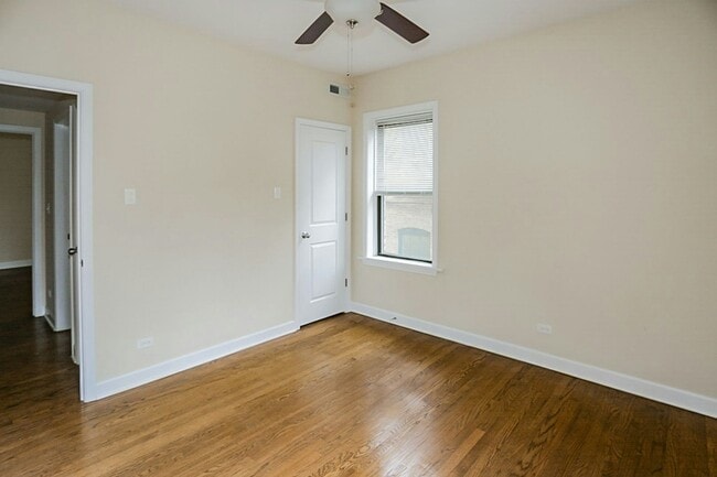 Foto del edificio - 1831 W Leland Ave